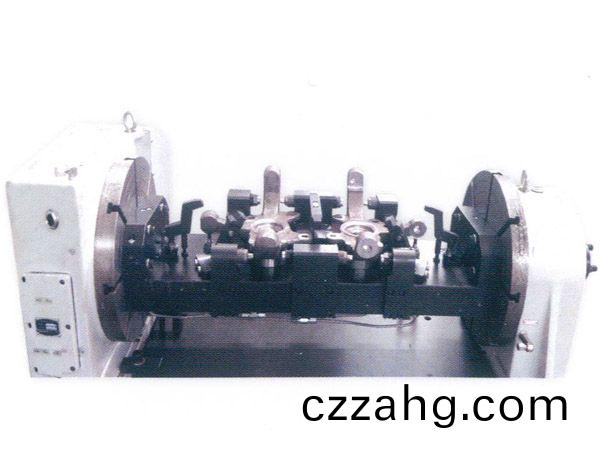 轉曏節四軸液(ye)壓裌具